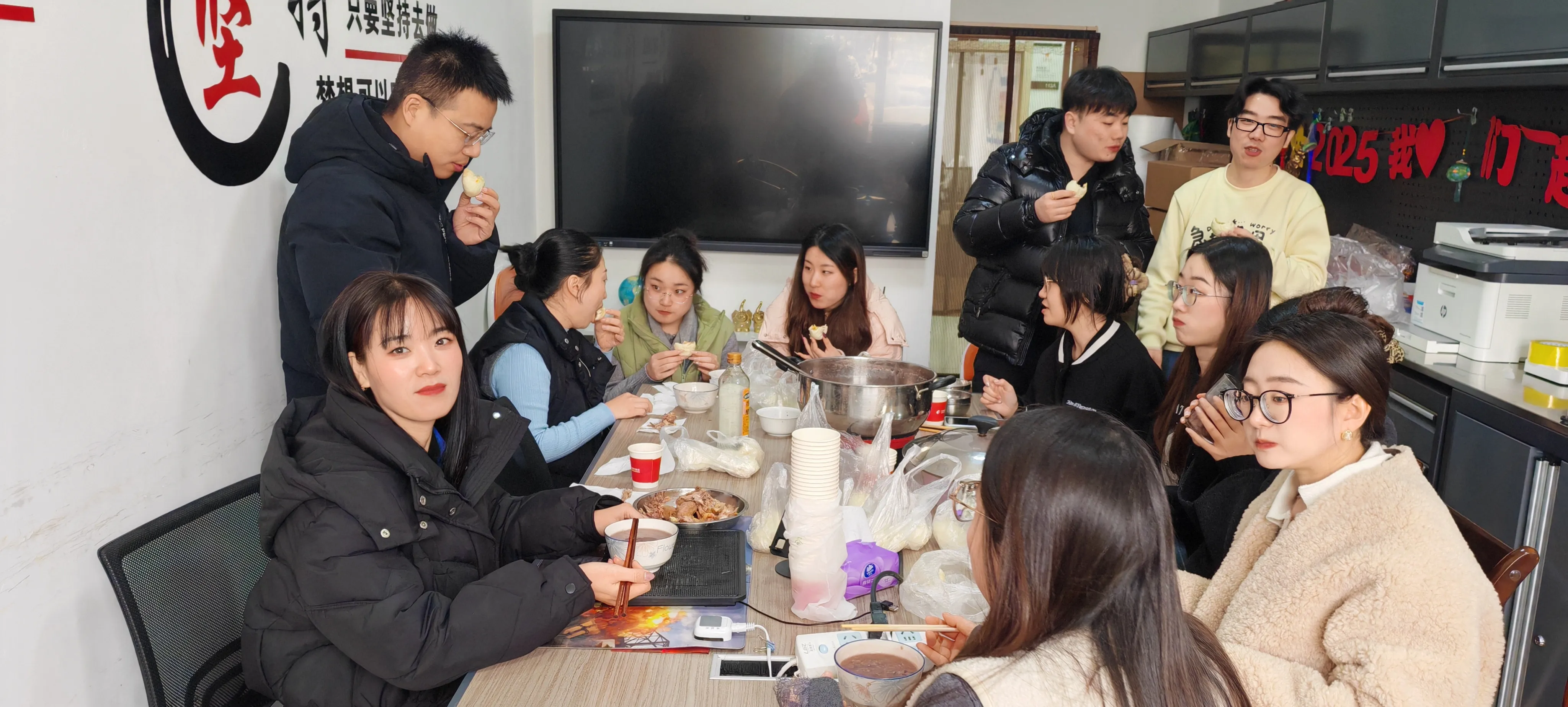 En smag af tradition og varme ønsker hos JOJO Pack