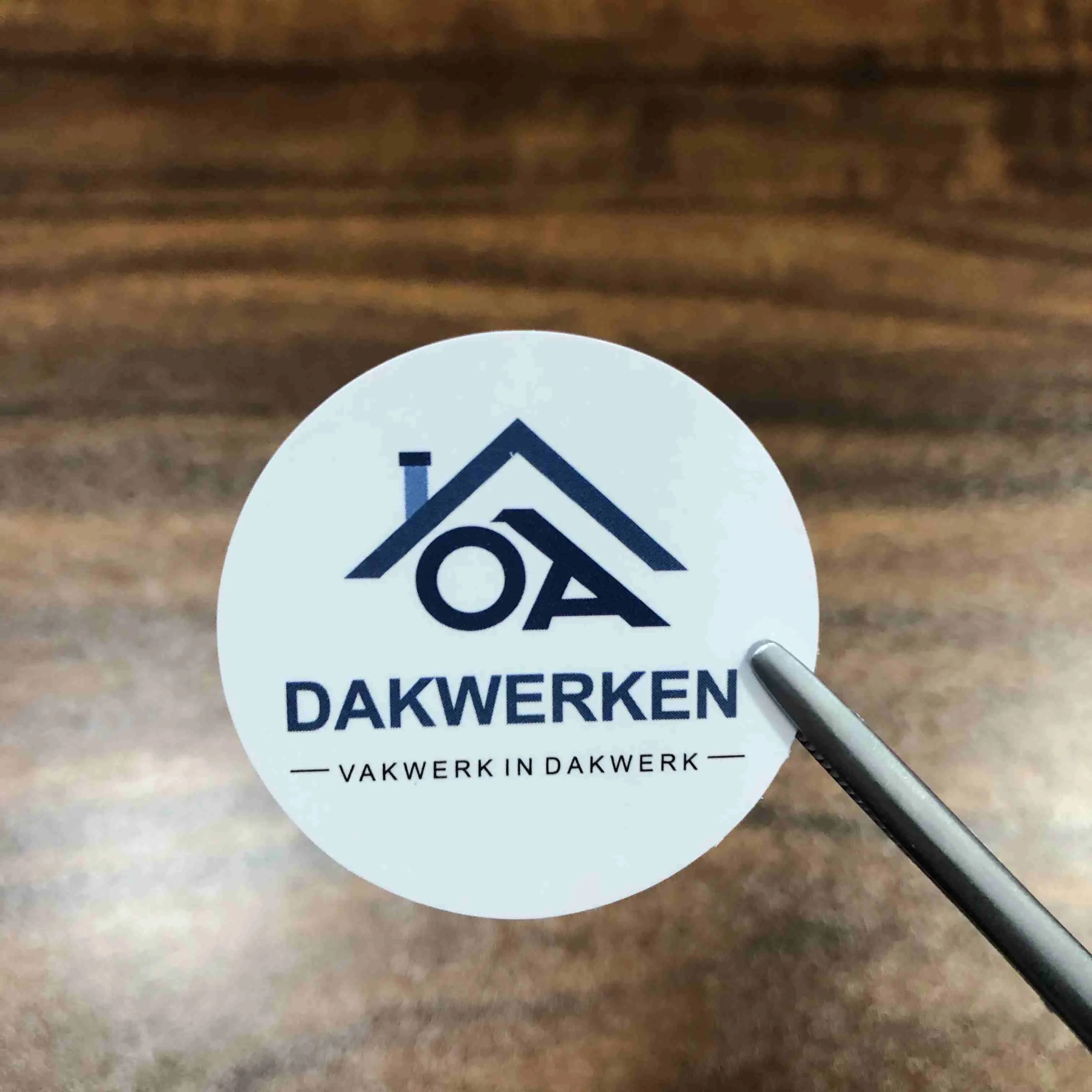 Vandtæt vinyl rund etiket med logo